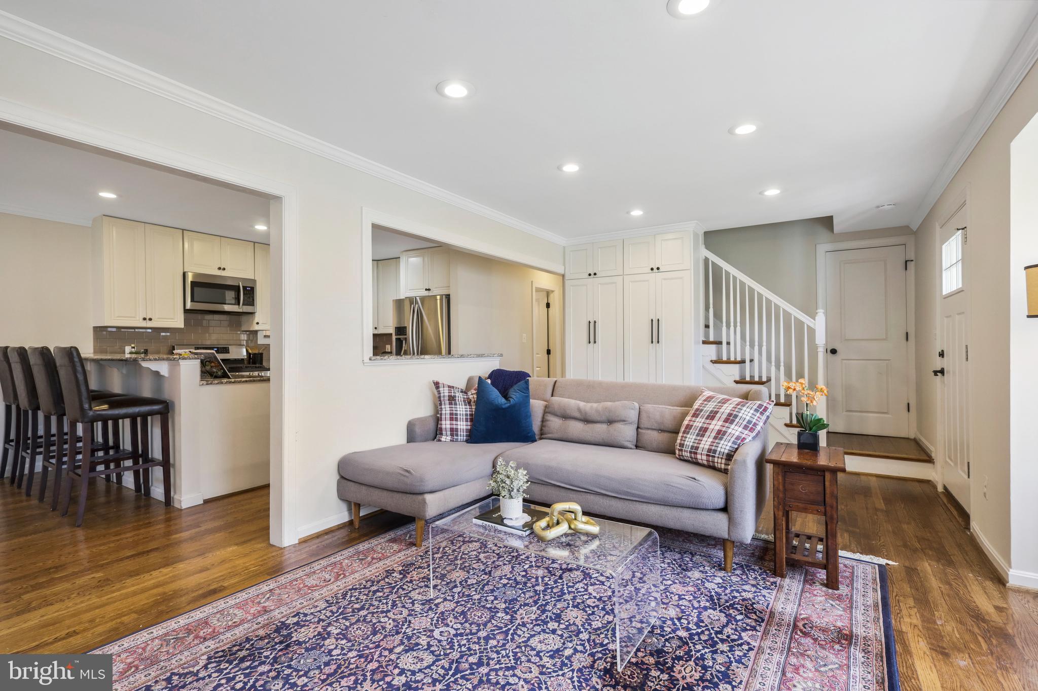5109 Talbot Pl