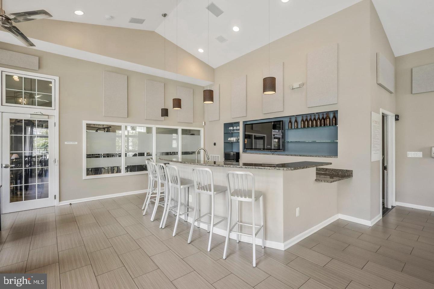 1501-B N van Dorn St N