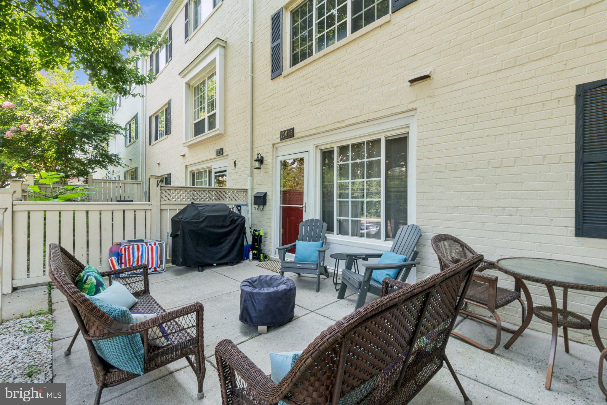 1501-B N van Dorn St N