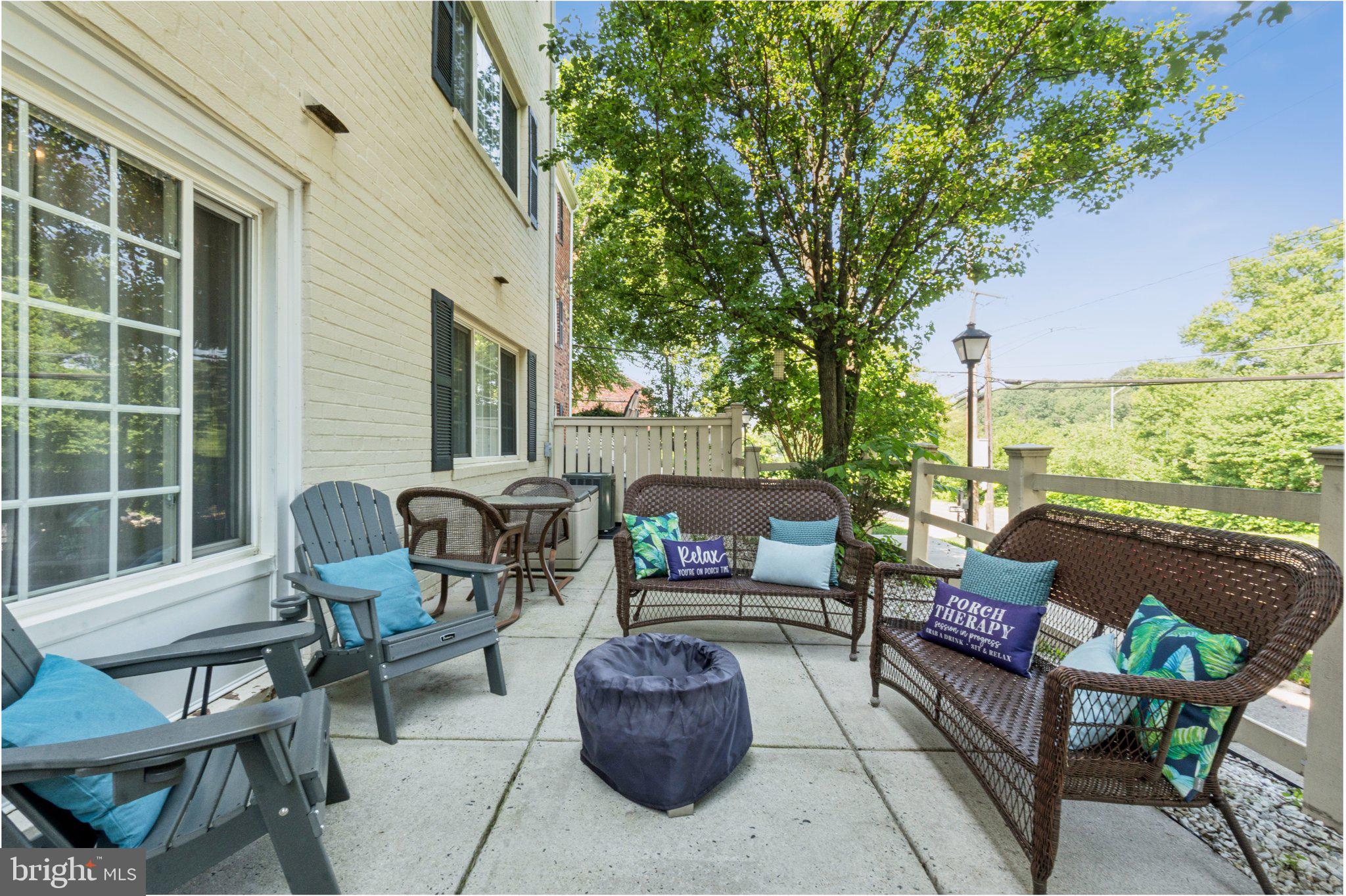 1501-B N van Dorn St N