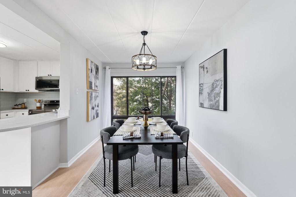 130 ROBERTS LANE 201