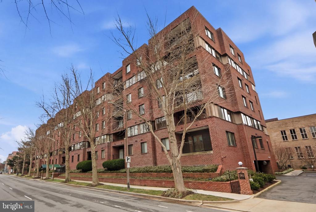 1600 PRINCE STREET 501