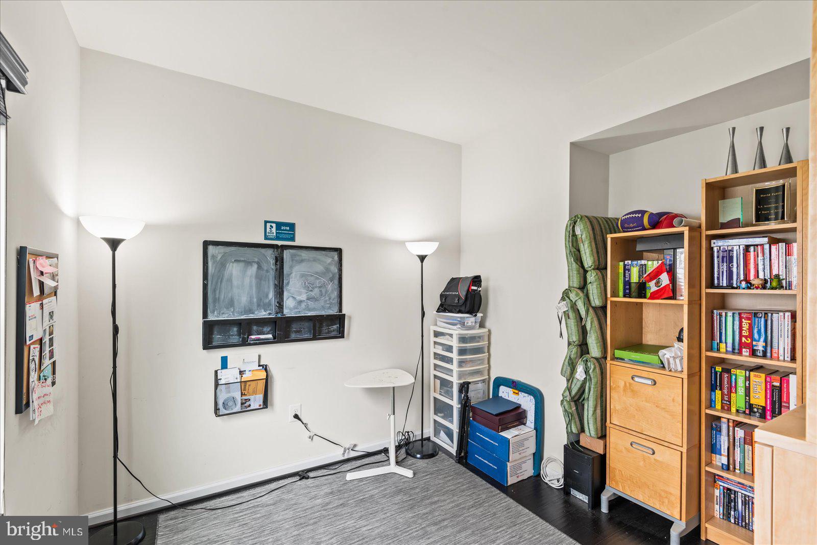 2057 Magnolia Cir