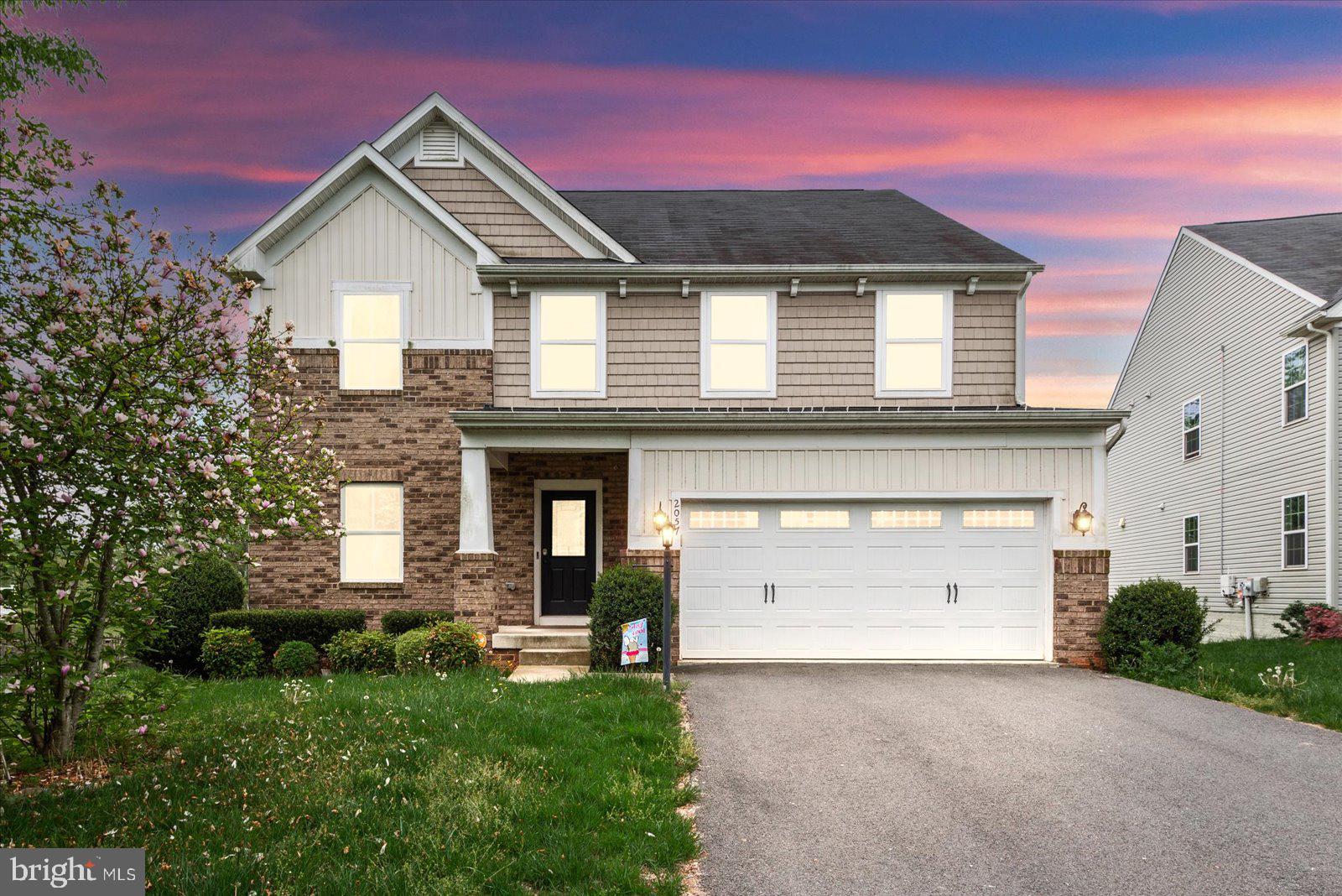 2057 Magnolia Cir
