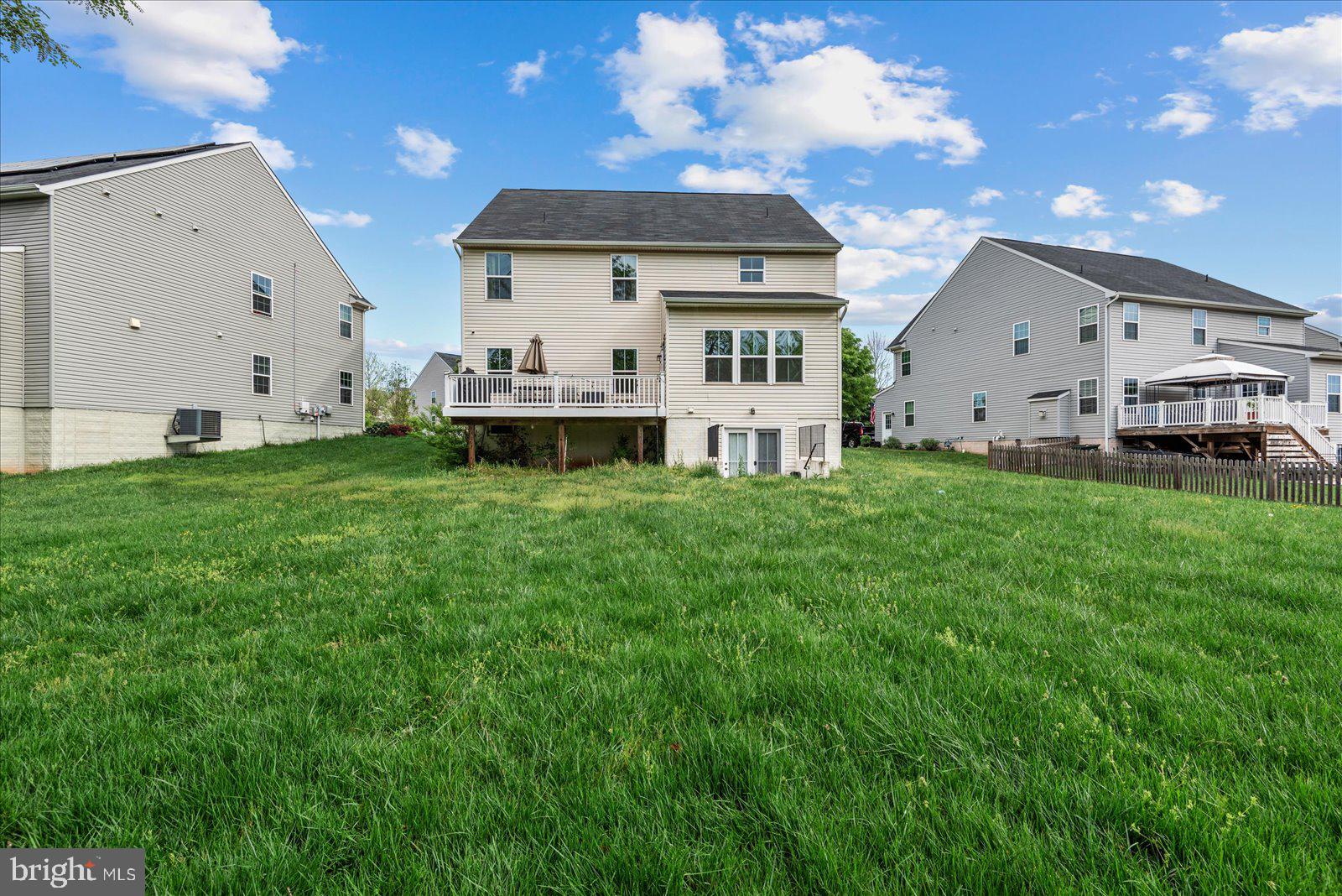 2057 Magnolia Cir