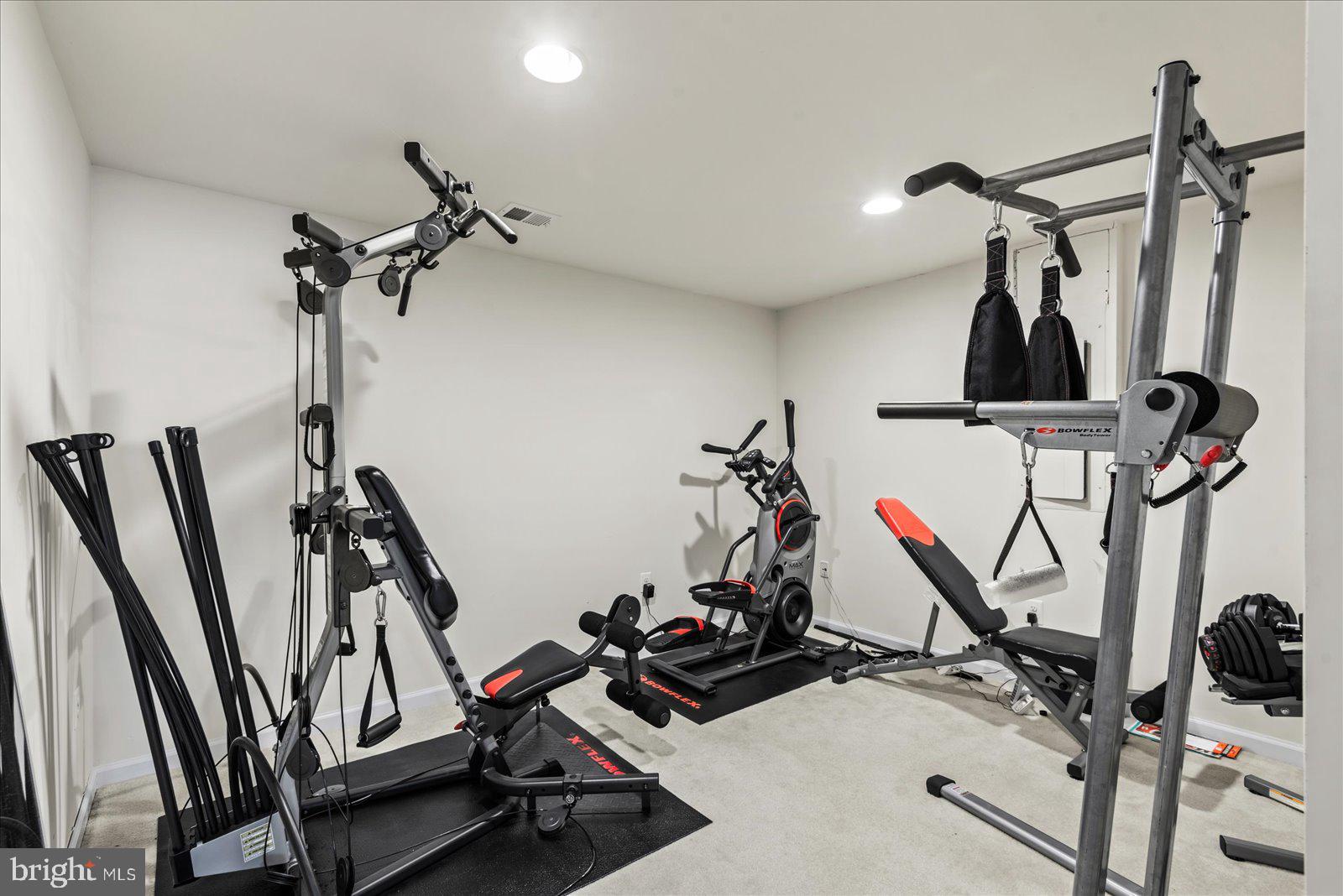 2057 Magnolia Cir