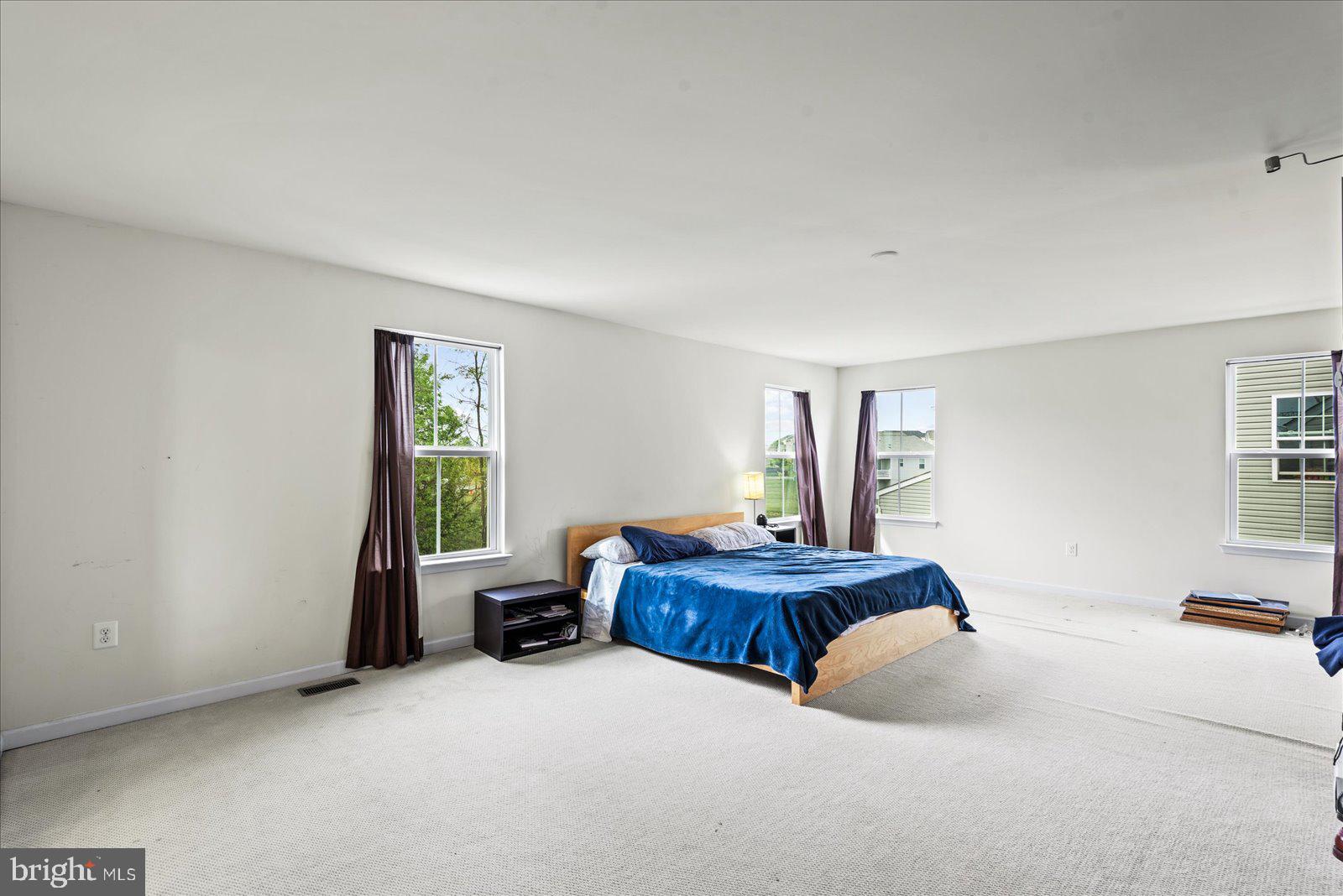 2057 Magnolia Cir