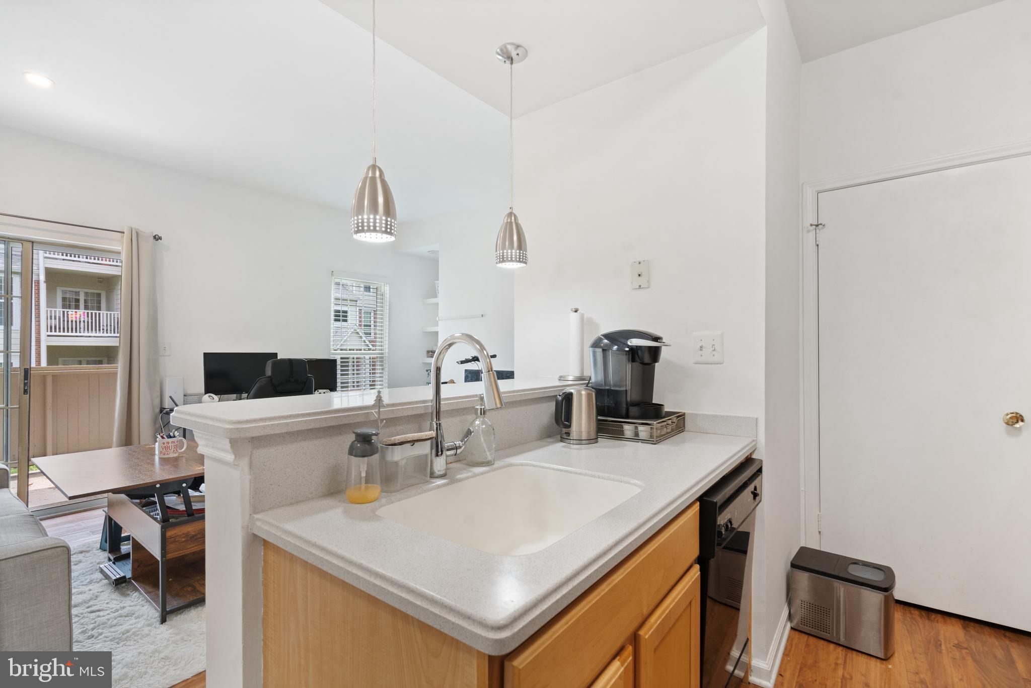 3920 Penderview DRIVE Unit: 302