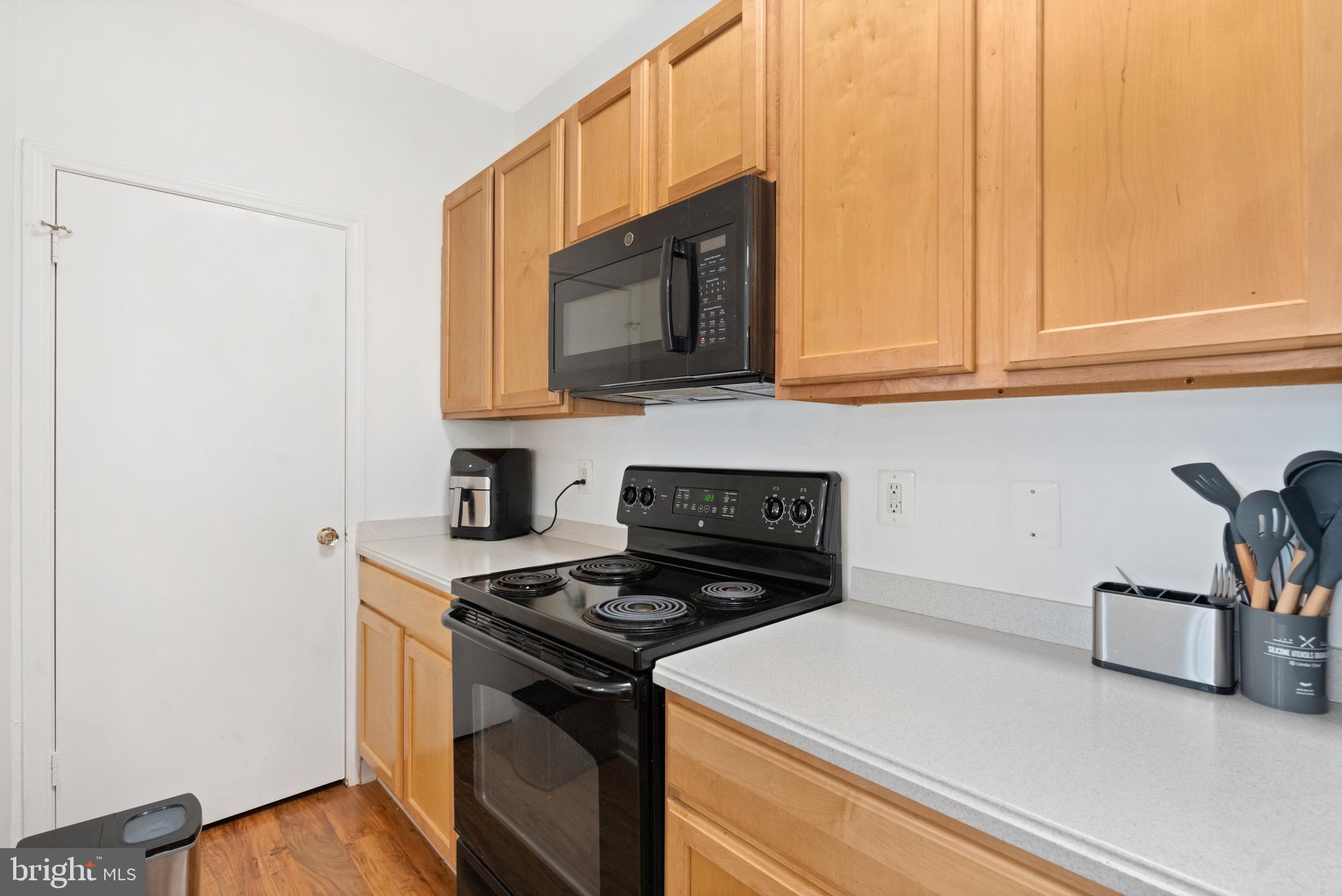 3920 Penderview DRIVE Unit: 302