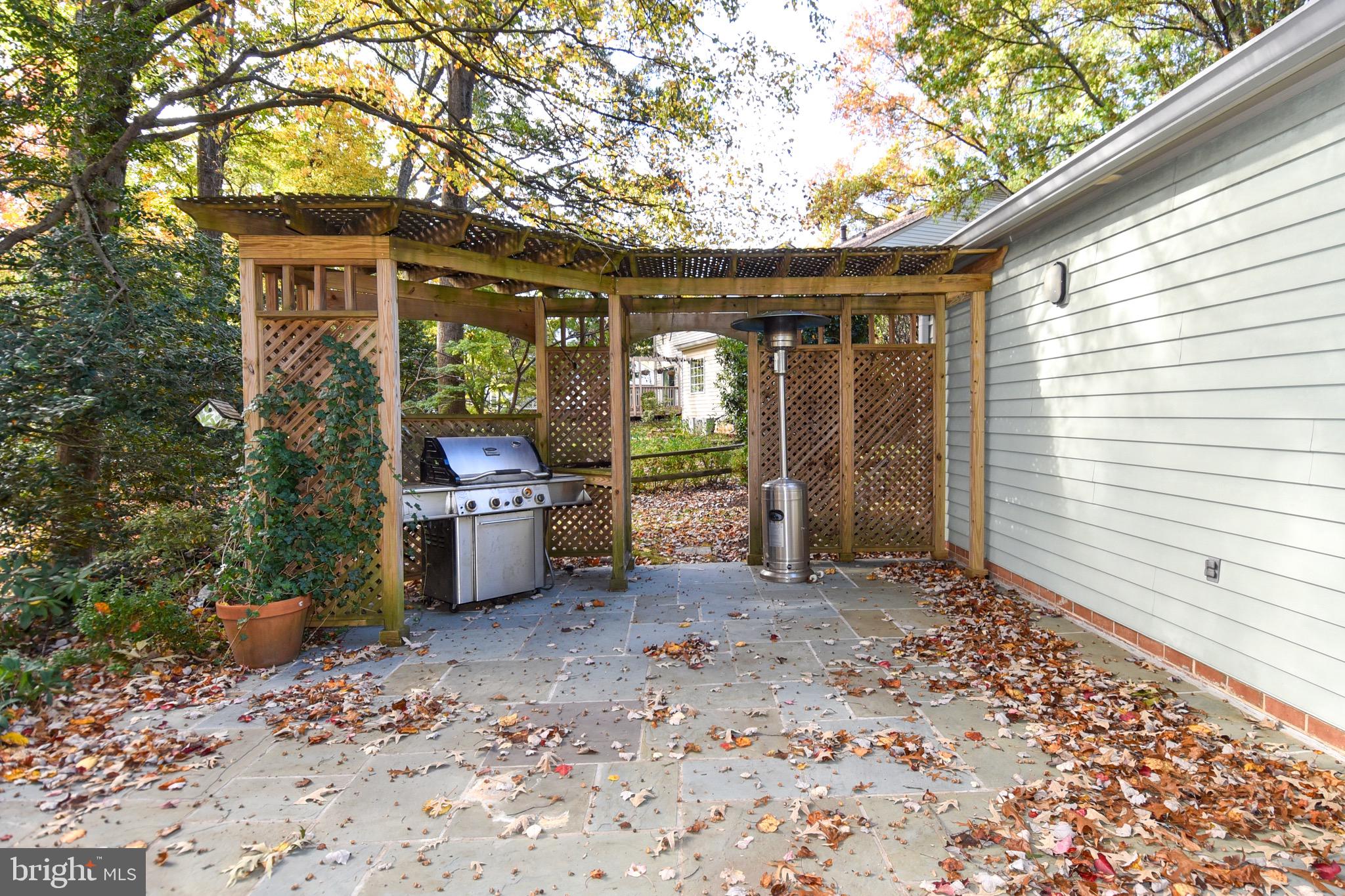 11929 Riders LANE