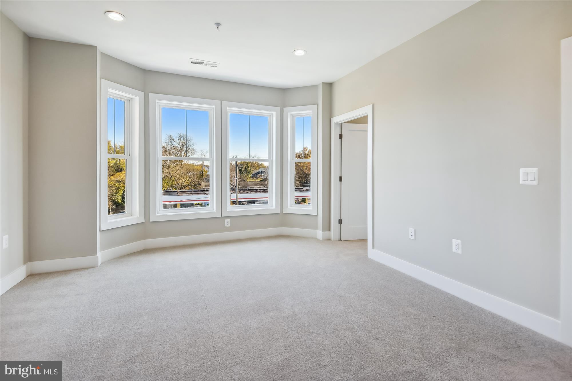 129 Market Sq NW
