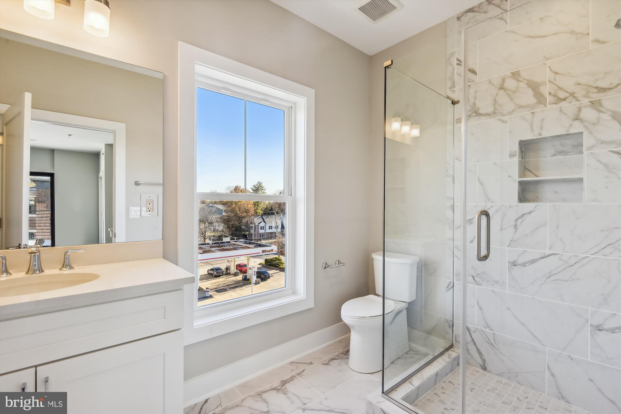 129 Market Sq NW