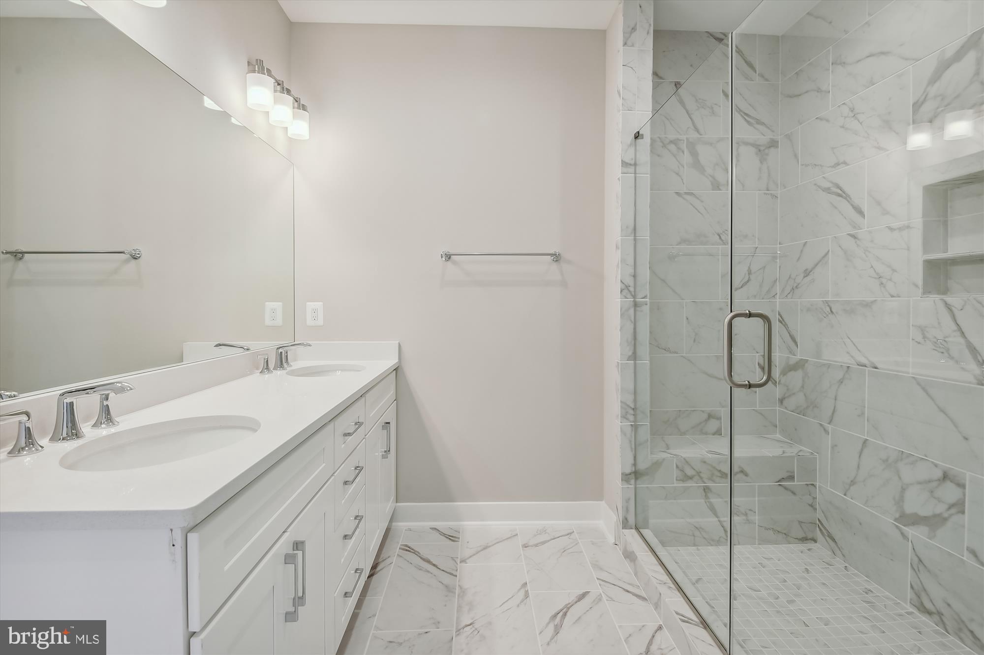 129 Market Sq NW