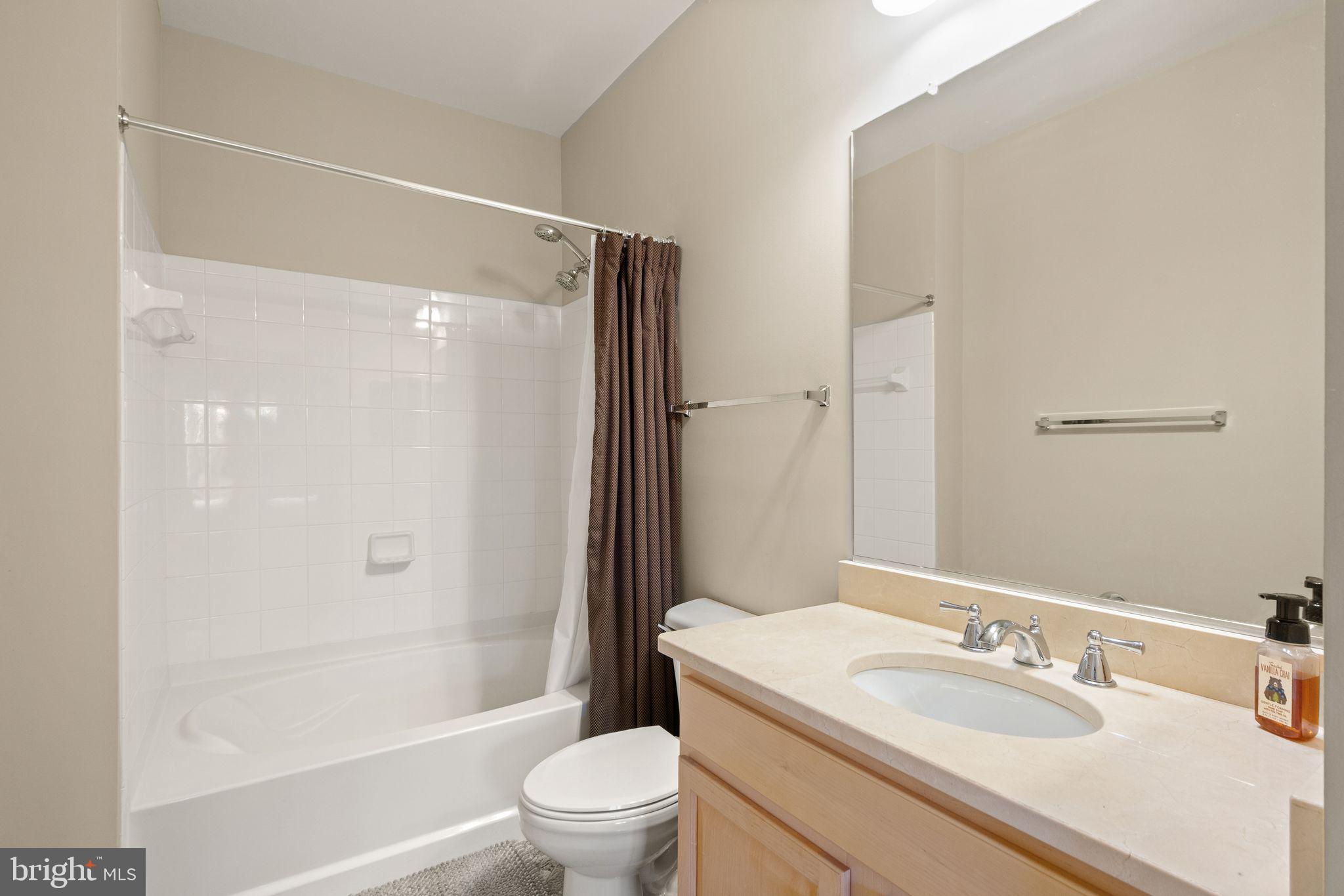 3840 Lightfoot Street Unit: 348