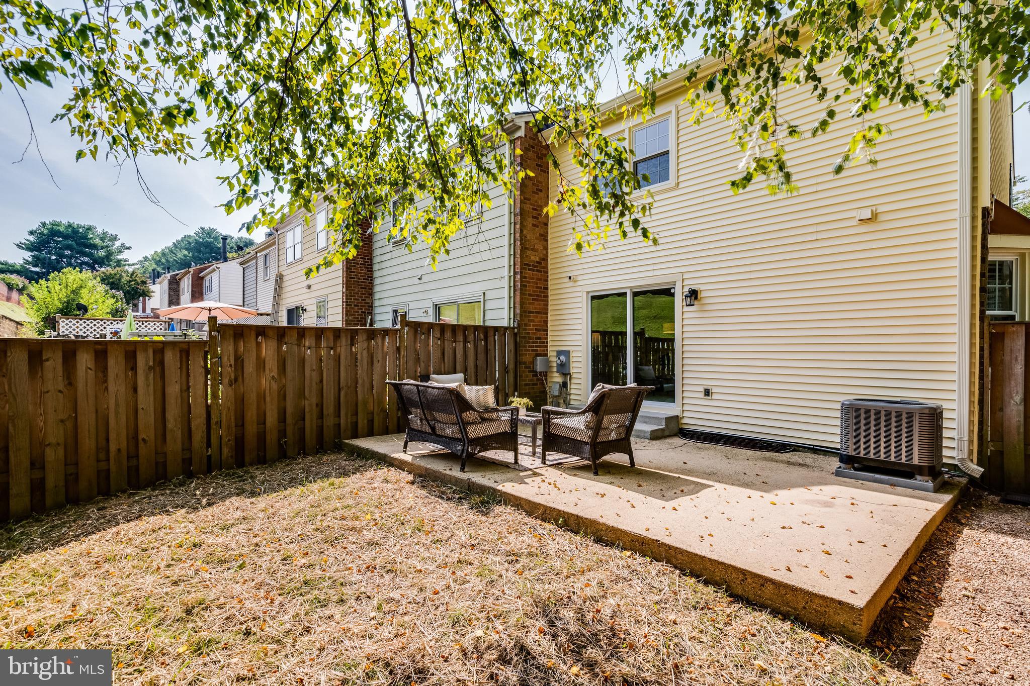 5009 McFarland Dr
