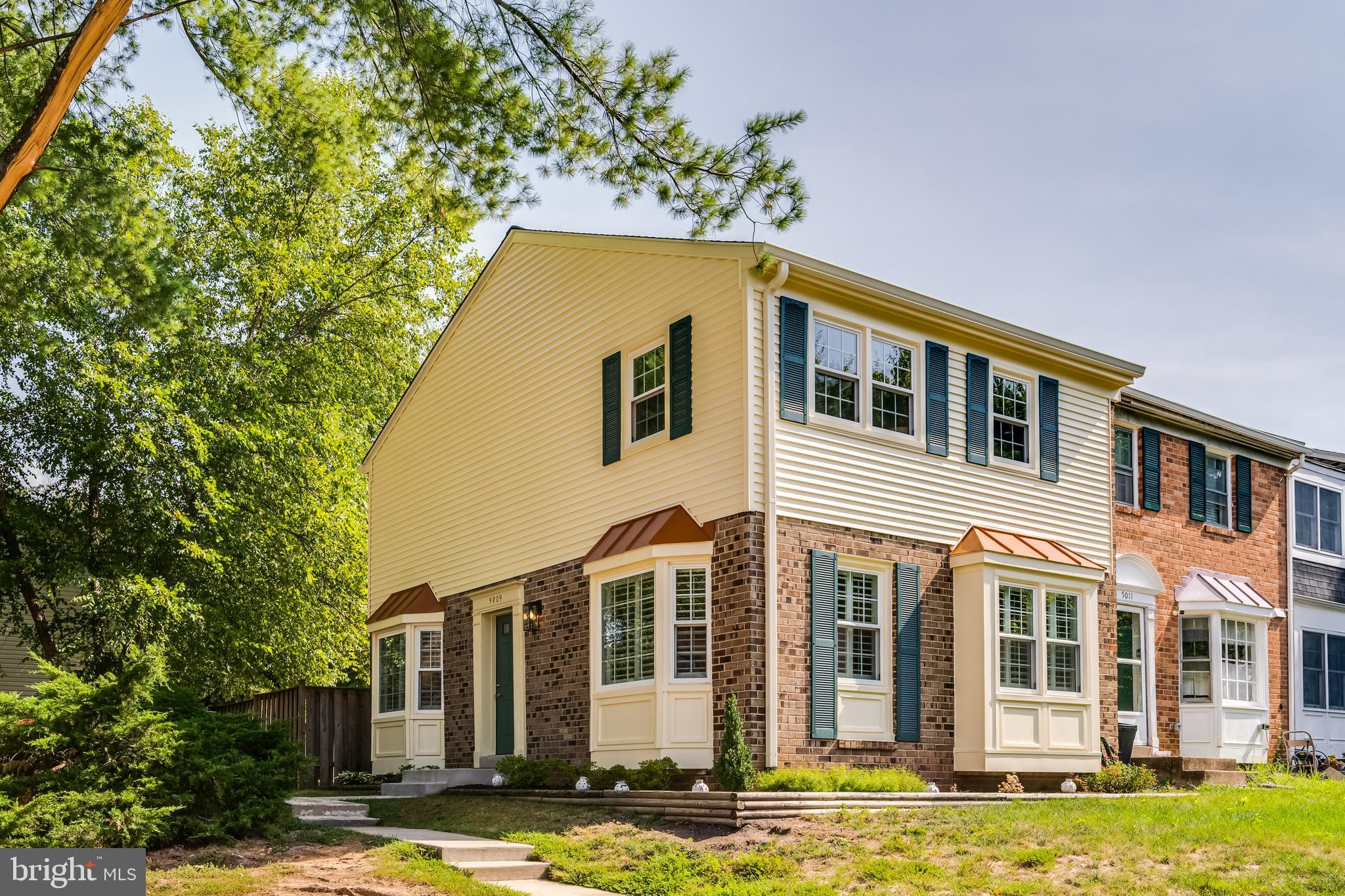 5009 McFarland Dr