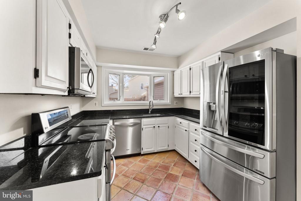 12520 Arnsley Ct