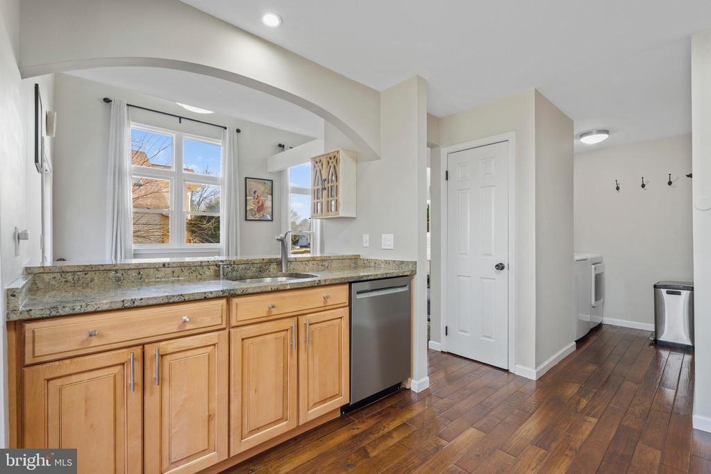 13506 Huntsfield Ct