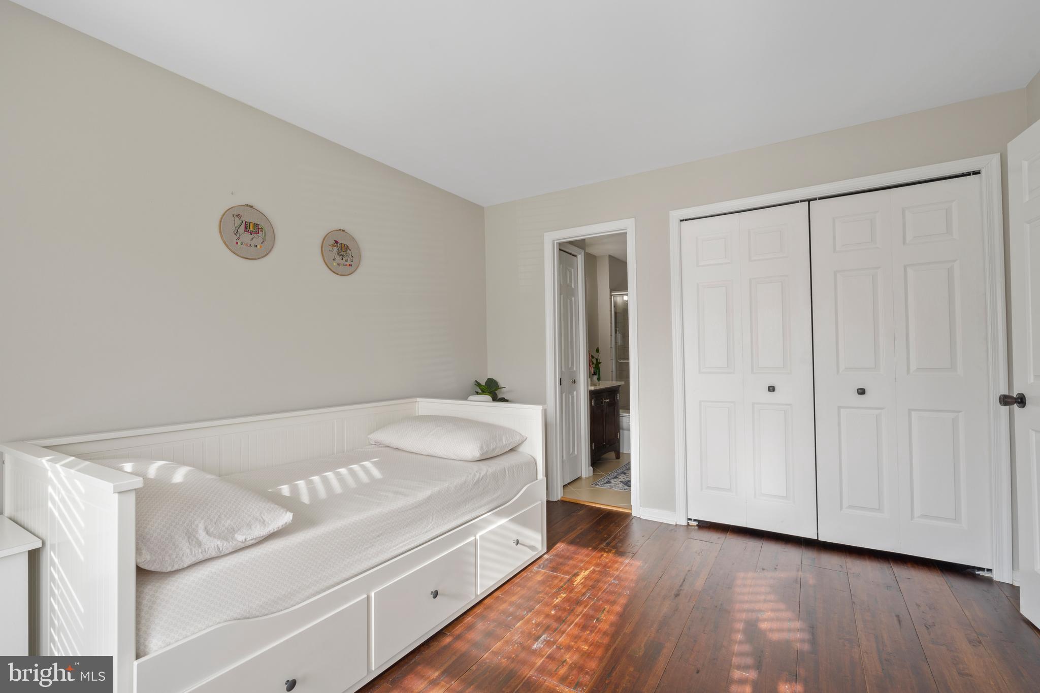 13506 Huntsfield Ct