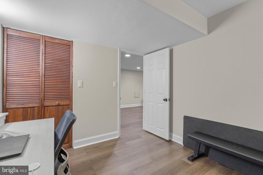 13506 Huntsfield Ct