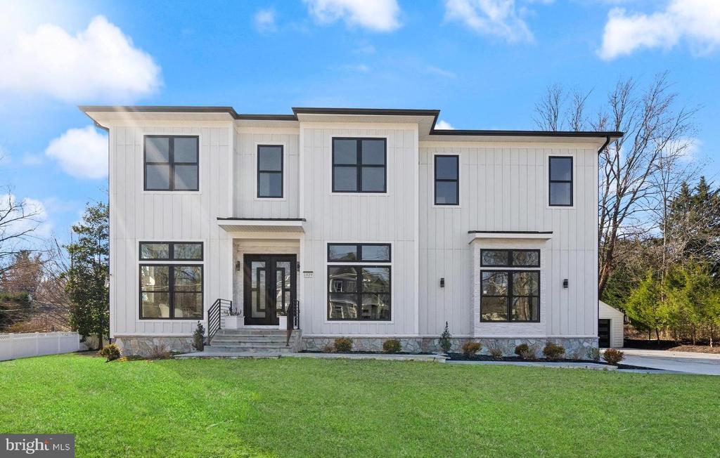 1029 Park St SE