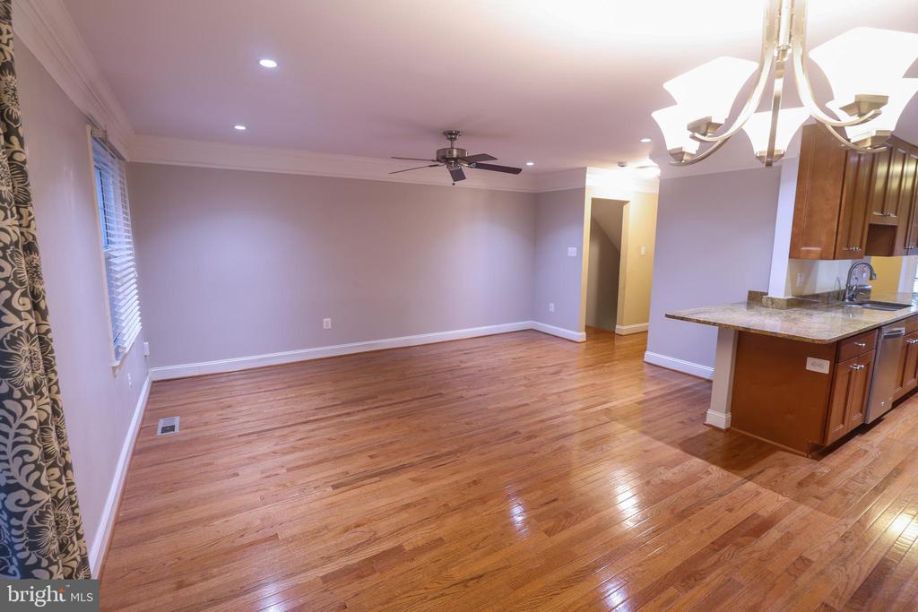 4530 AIRLIE WAY