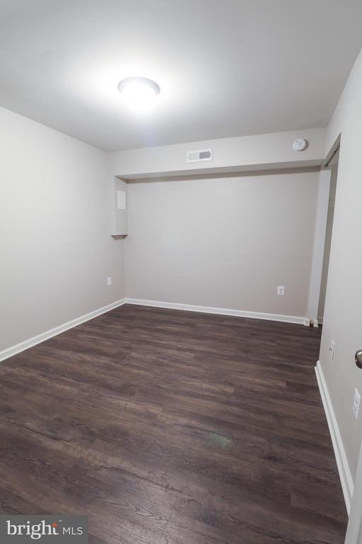 4530 AIRLIE WAY