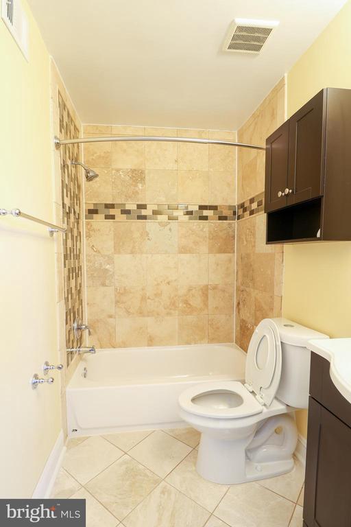 4530 AIRLIE WAY