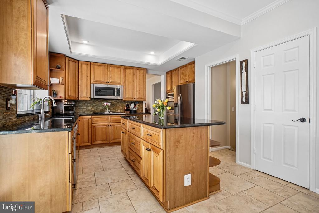 4114 WESTMAN COURT