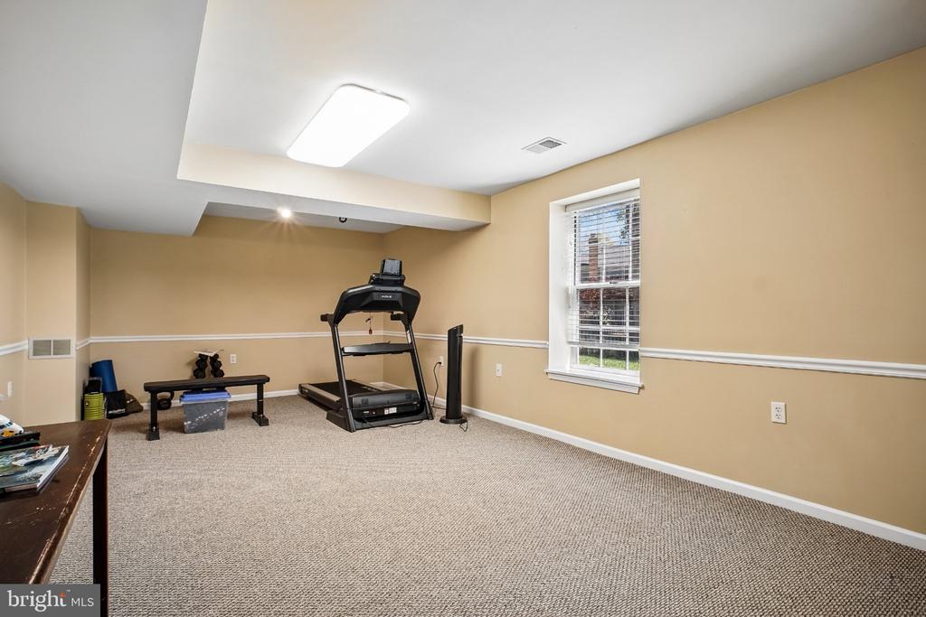 4114 WESTMAN COURT