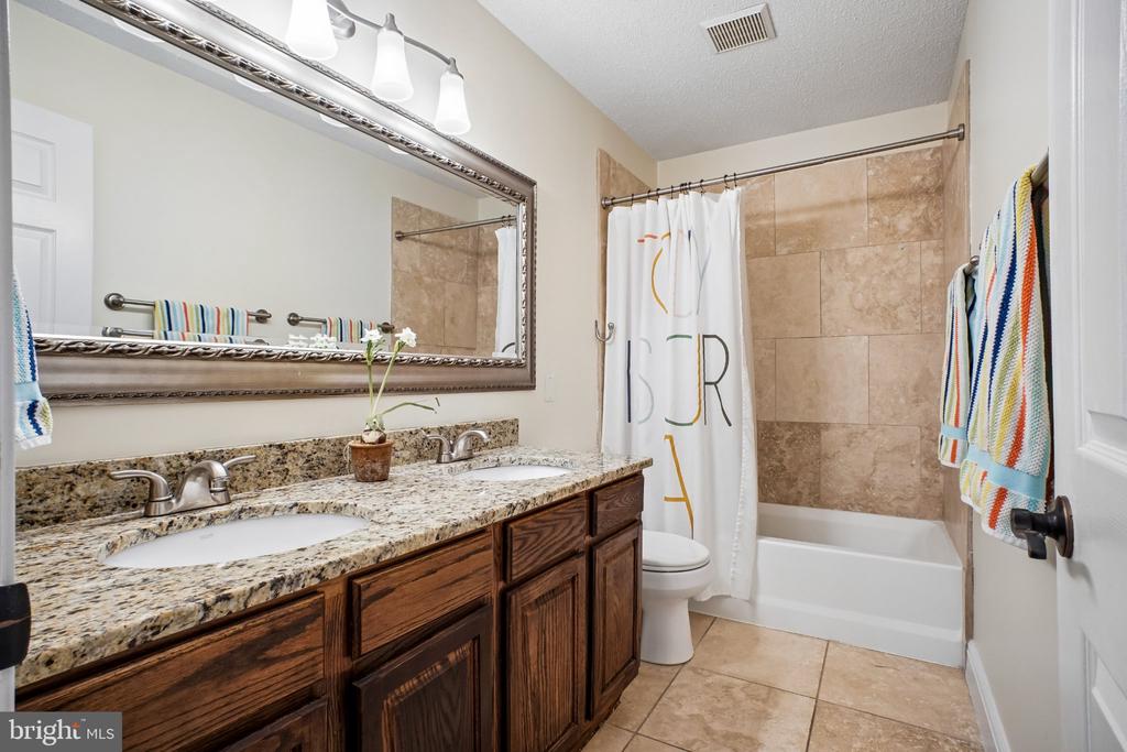 4114 WESTMAN COURT