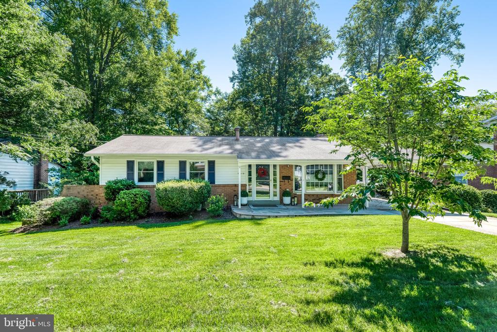 5019 FLEMING DRIVE