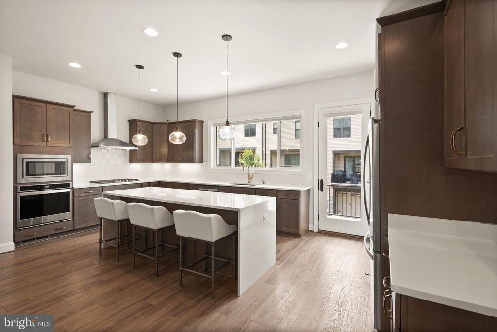 12239 SESSILE COMMONS