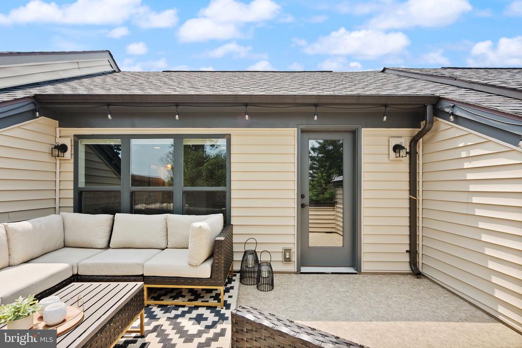 12239 SESSILE COMMONS