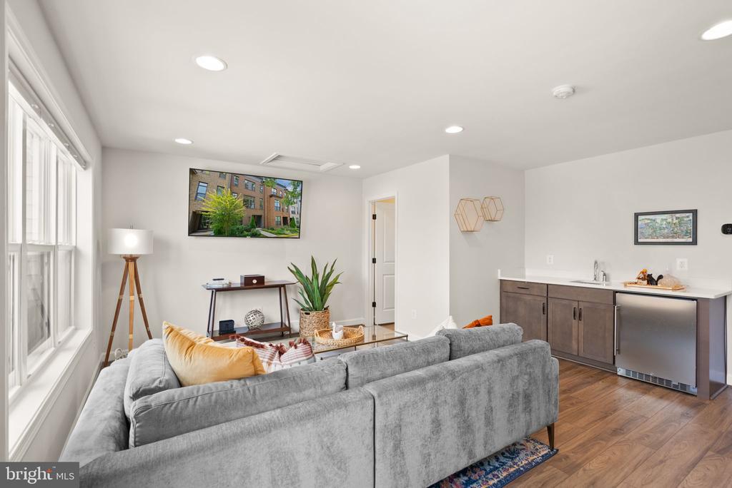 12239 SESSILE COMMONS