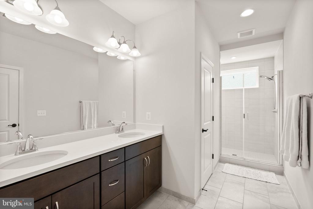 12239 SESSILE COMMONS