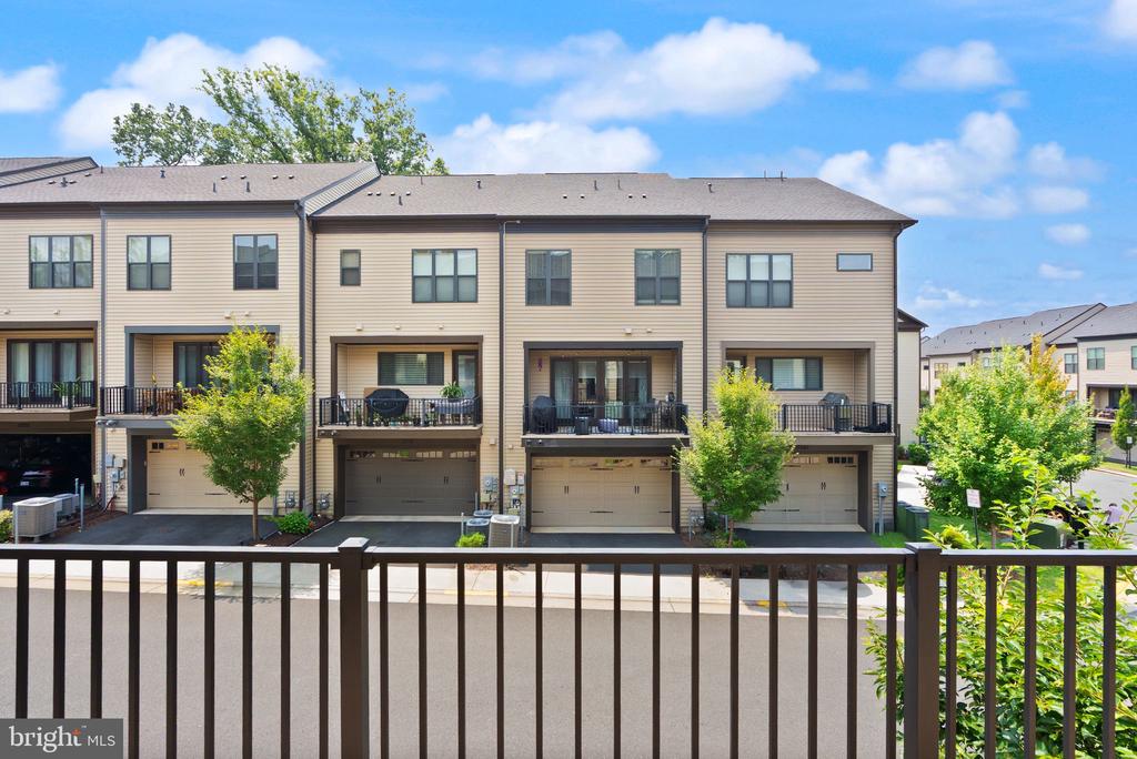 12239 SESSILE COMMONS