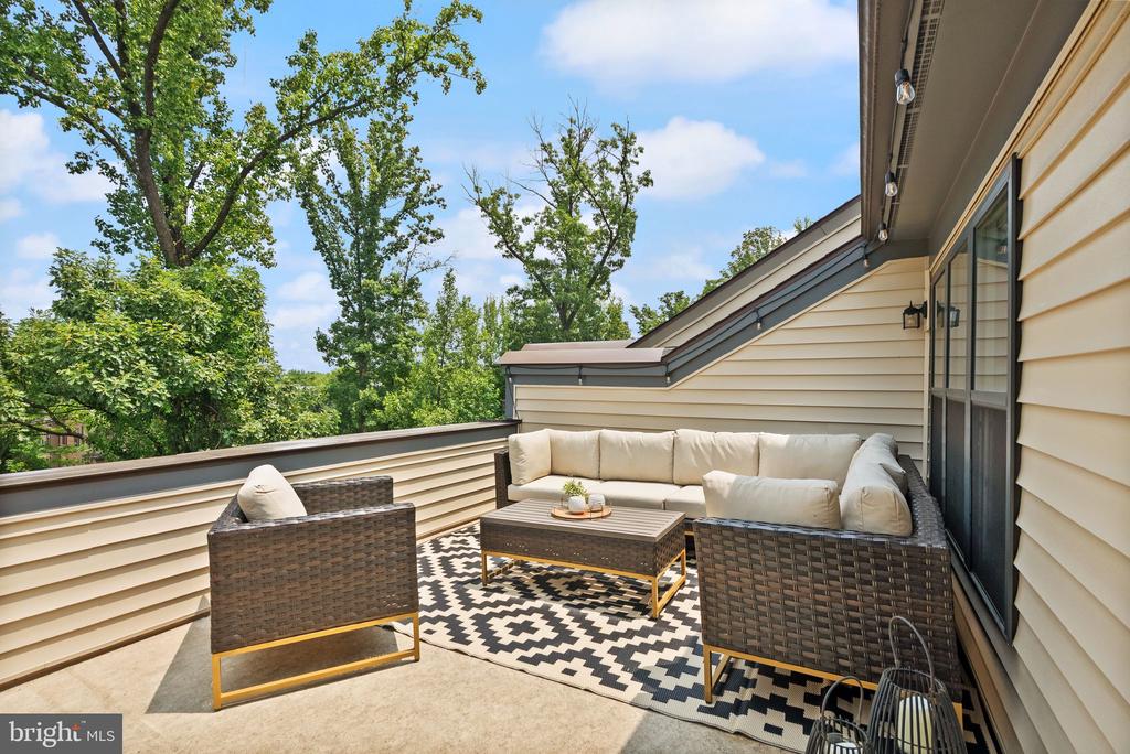 12239 SESSILE COMMONS
