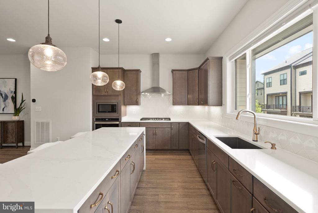12239 SESSILE COMMONS