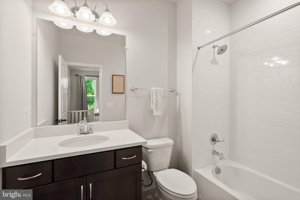 12239 SESSILE COMMONS