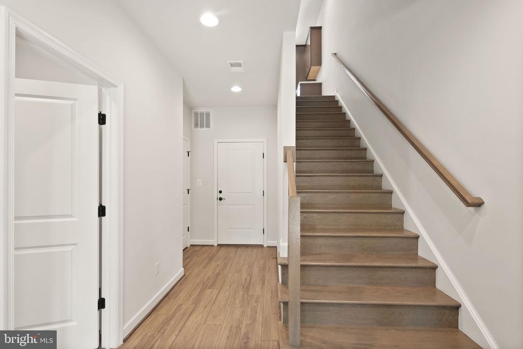 12239 SESSILE COMMONS