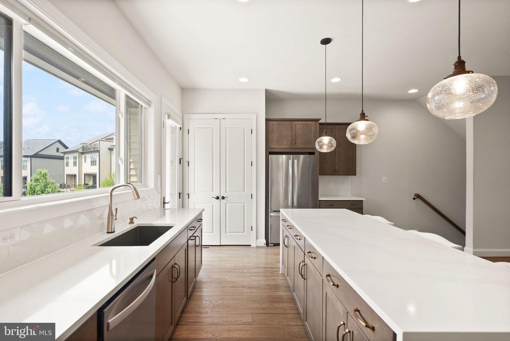 12239 SESSILE COMMONS
