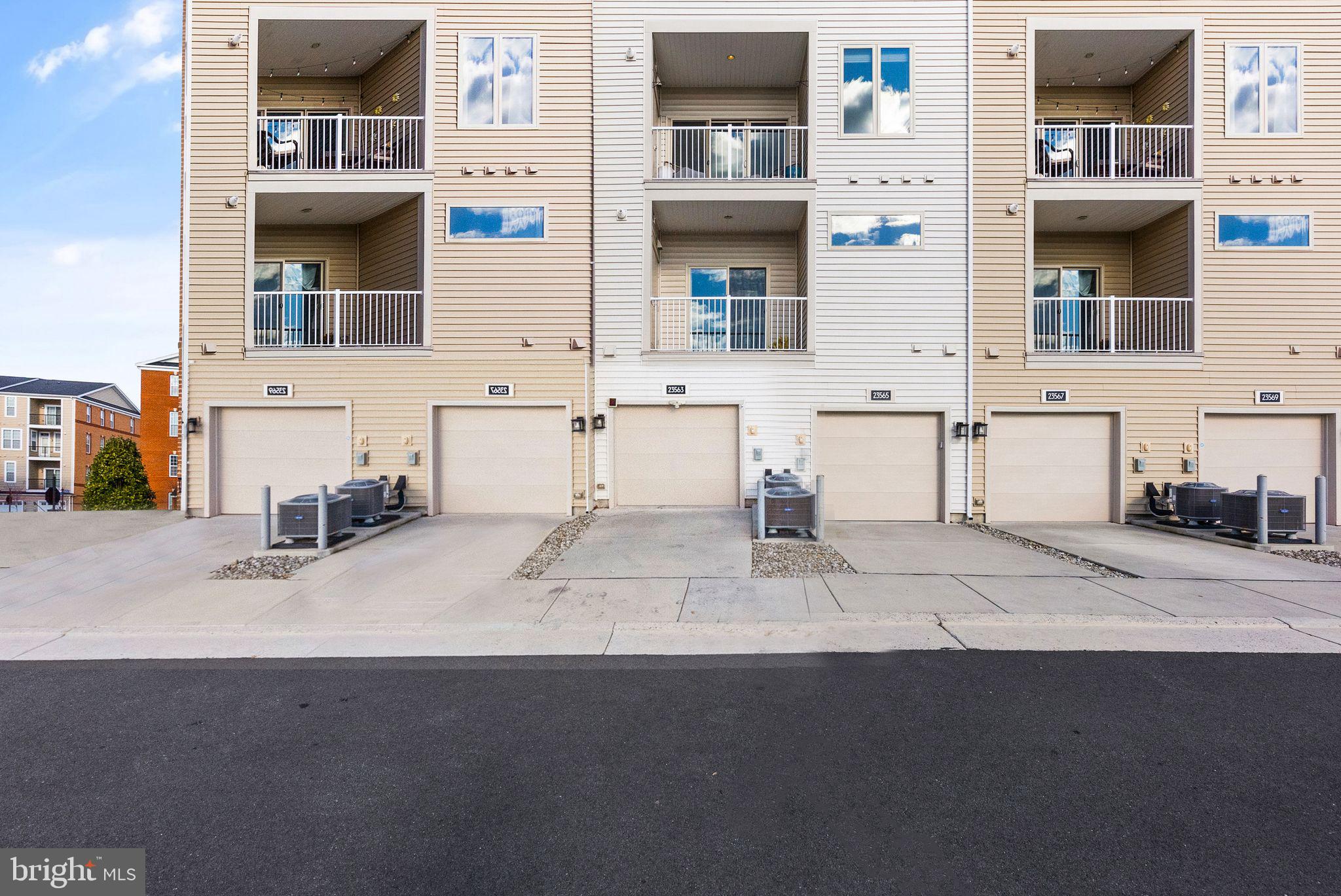 23563 Waterford Downs Ter