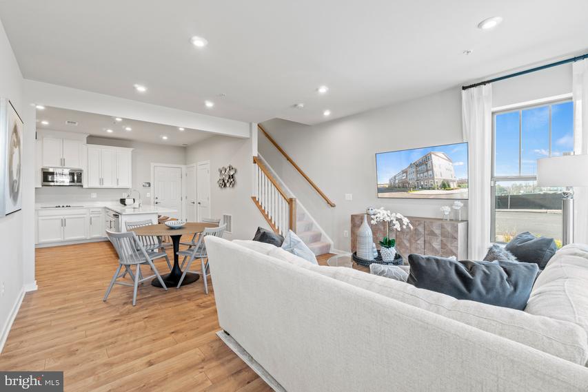 211 Park Central Ter #A