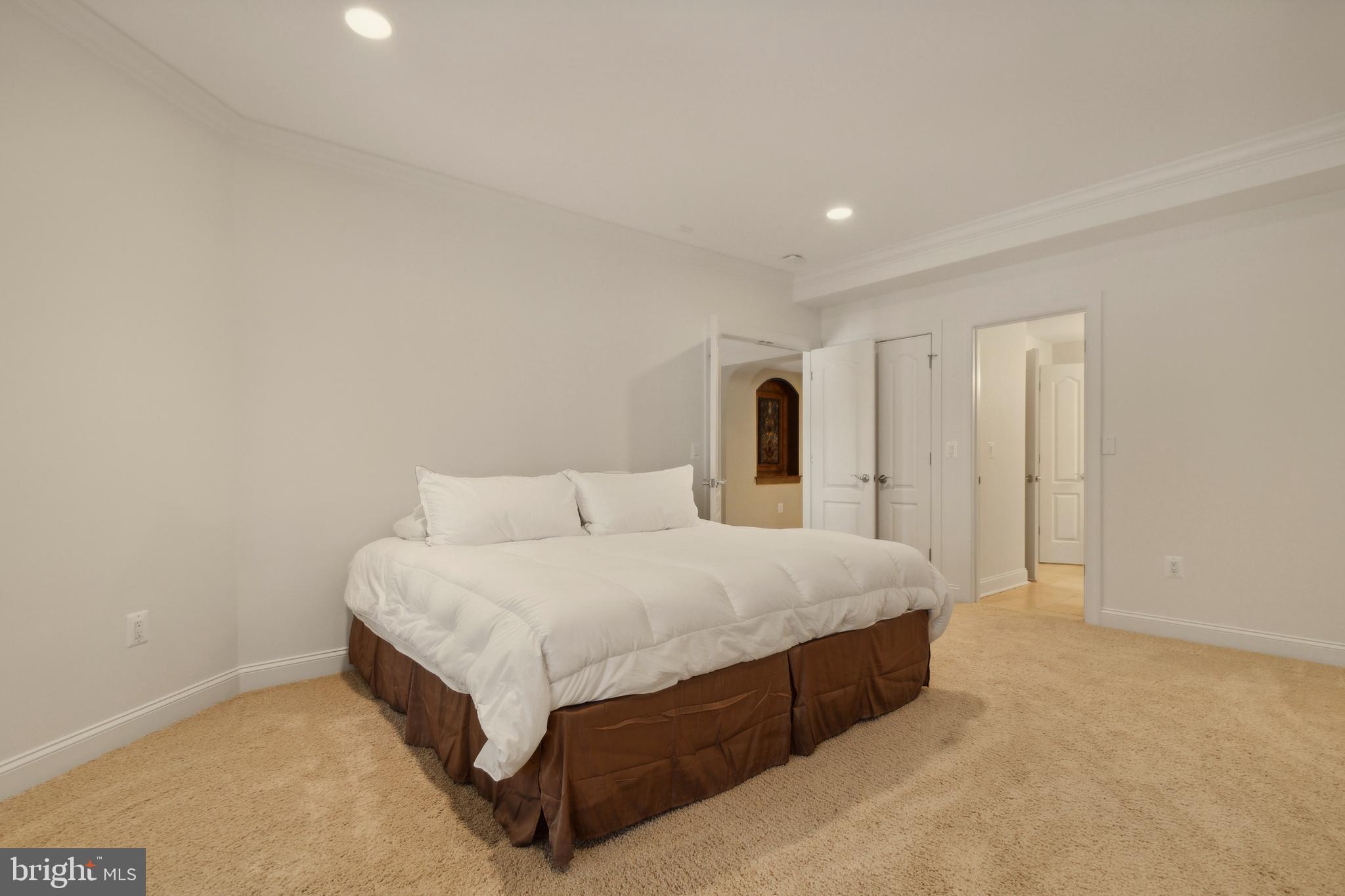 8366 Pedigrue Ct