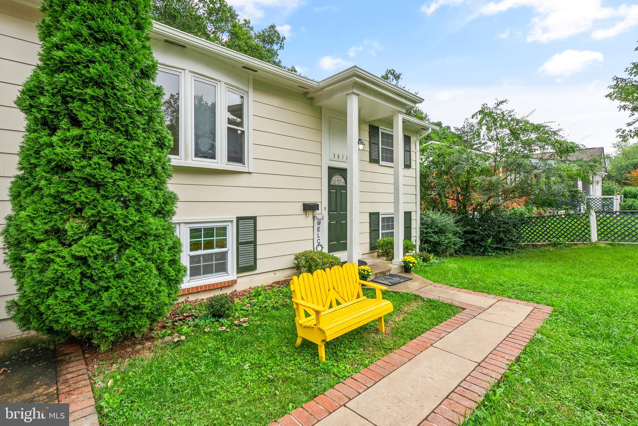 3617 Freemont Pl