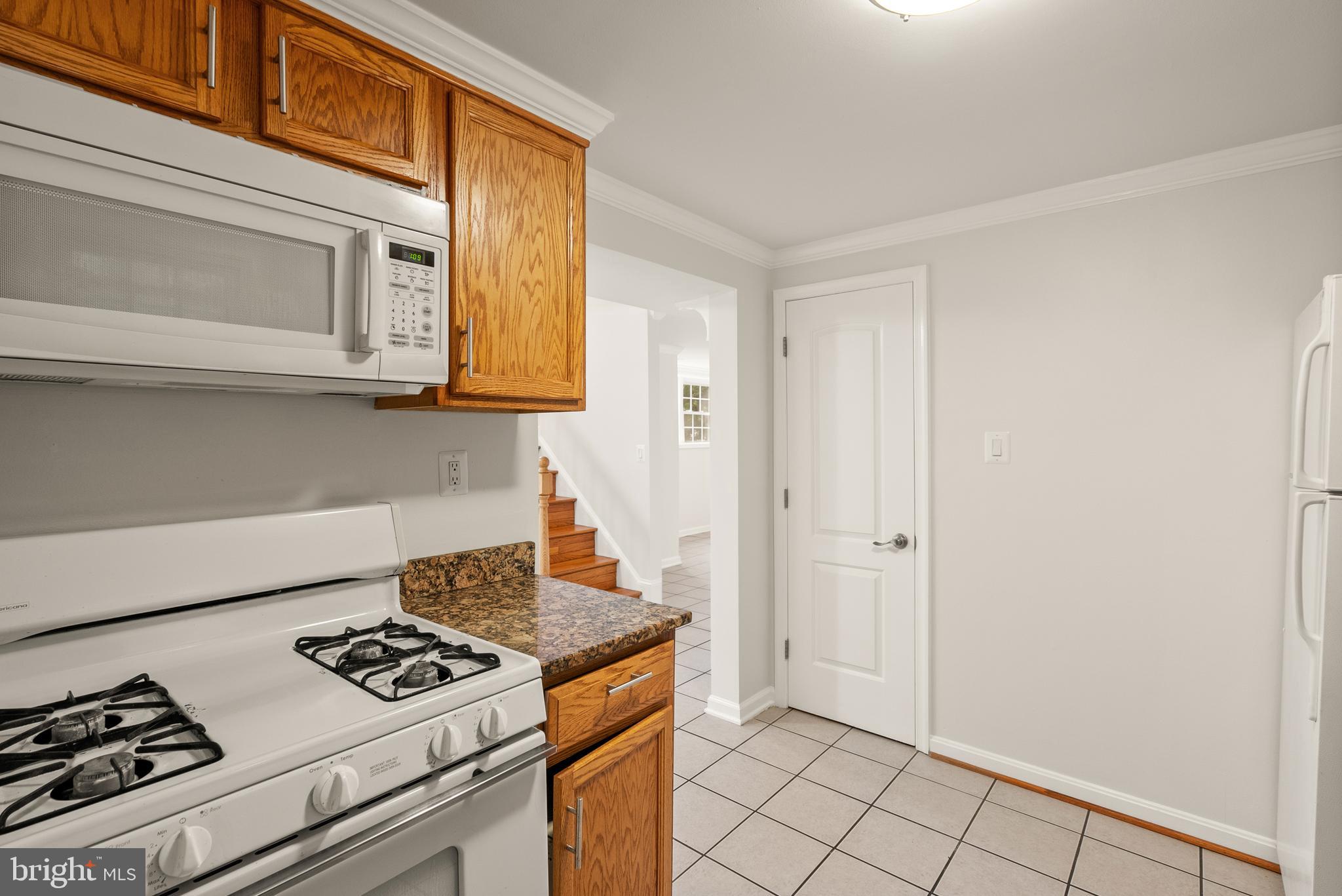3617 Freemont Pl