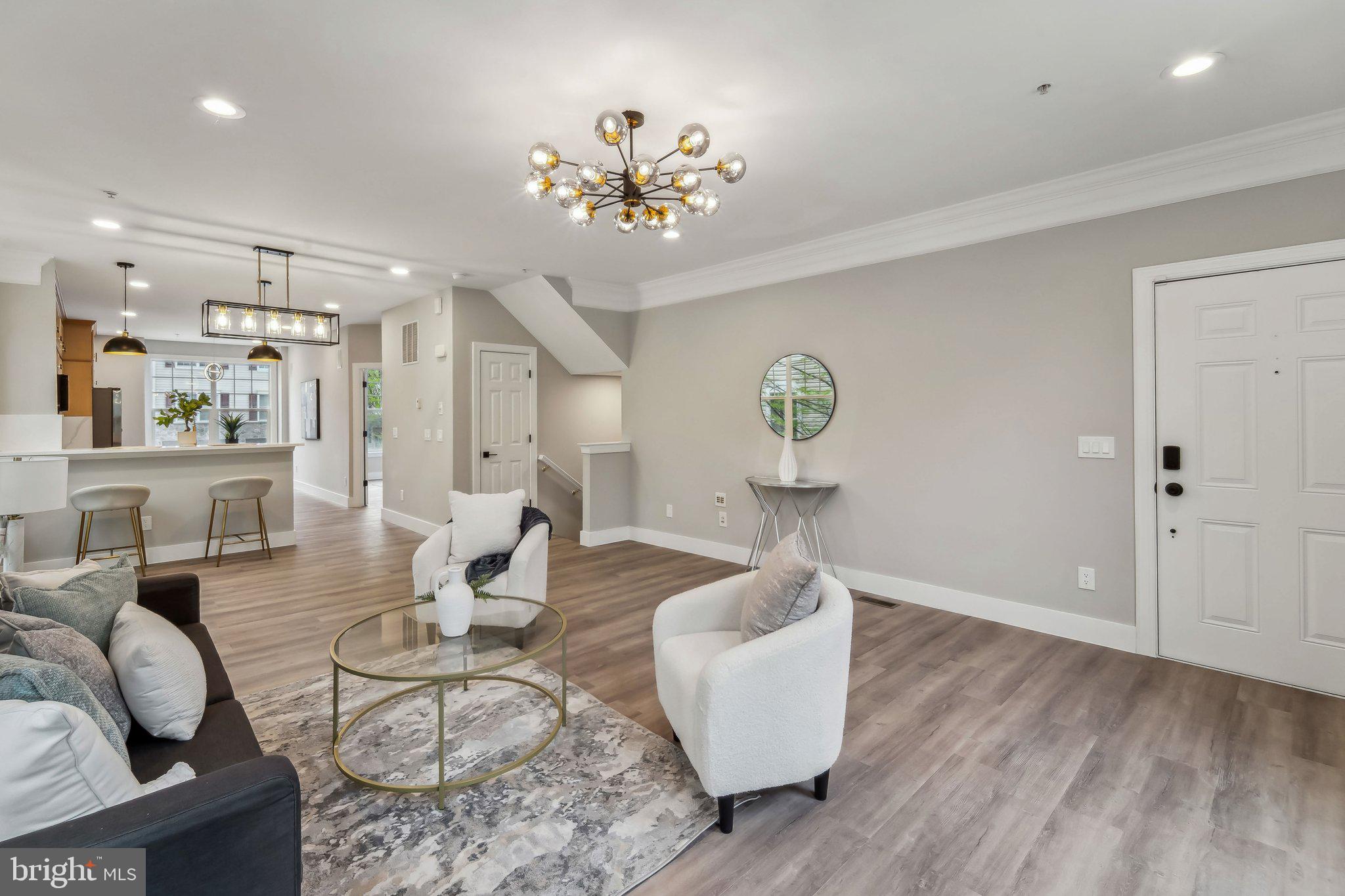 16818 Nuttal Oak Pl