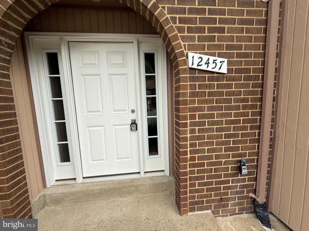 12457 ANDOVER CT