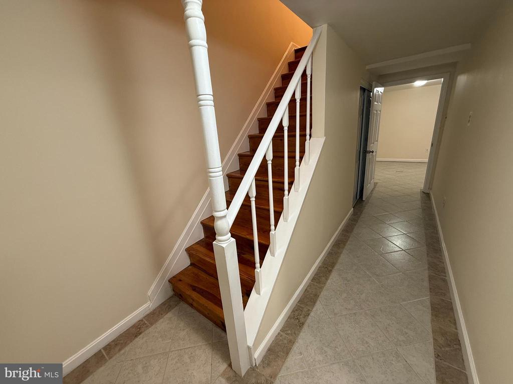 12457 ANDOVER CT
